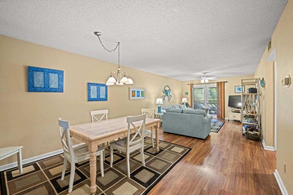 Appartamento Heron Pointe C8